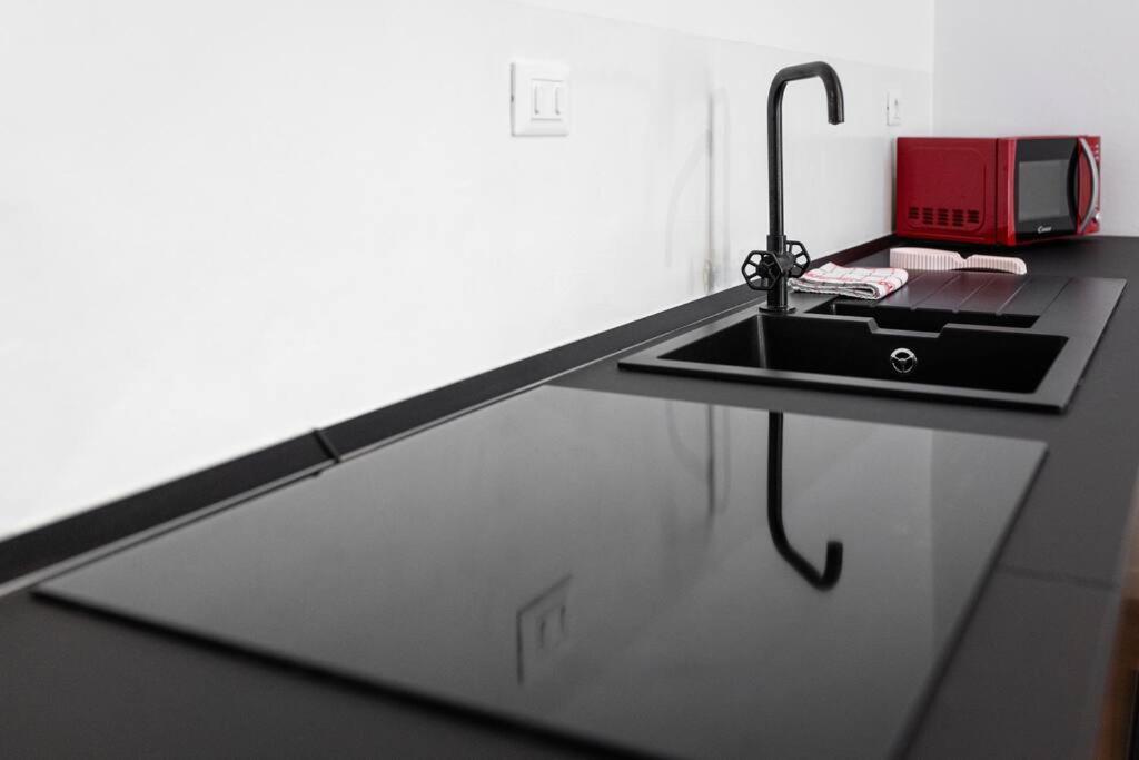 Gewiss Stadium Luxury Apartment With Terrace แบร์กาโม ภายนอก รูปภาพ
